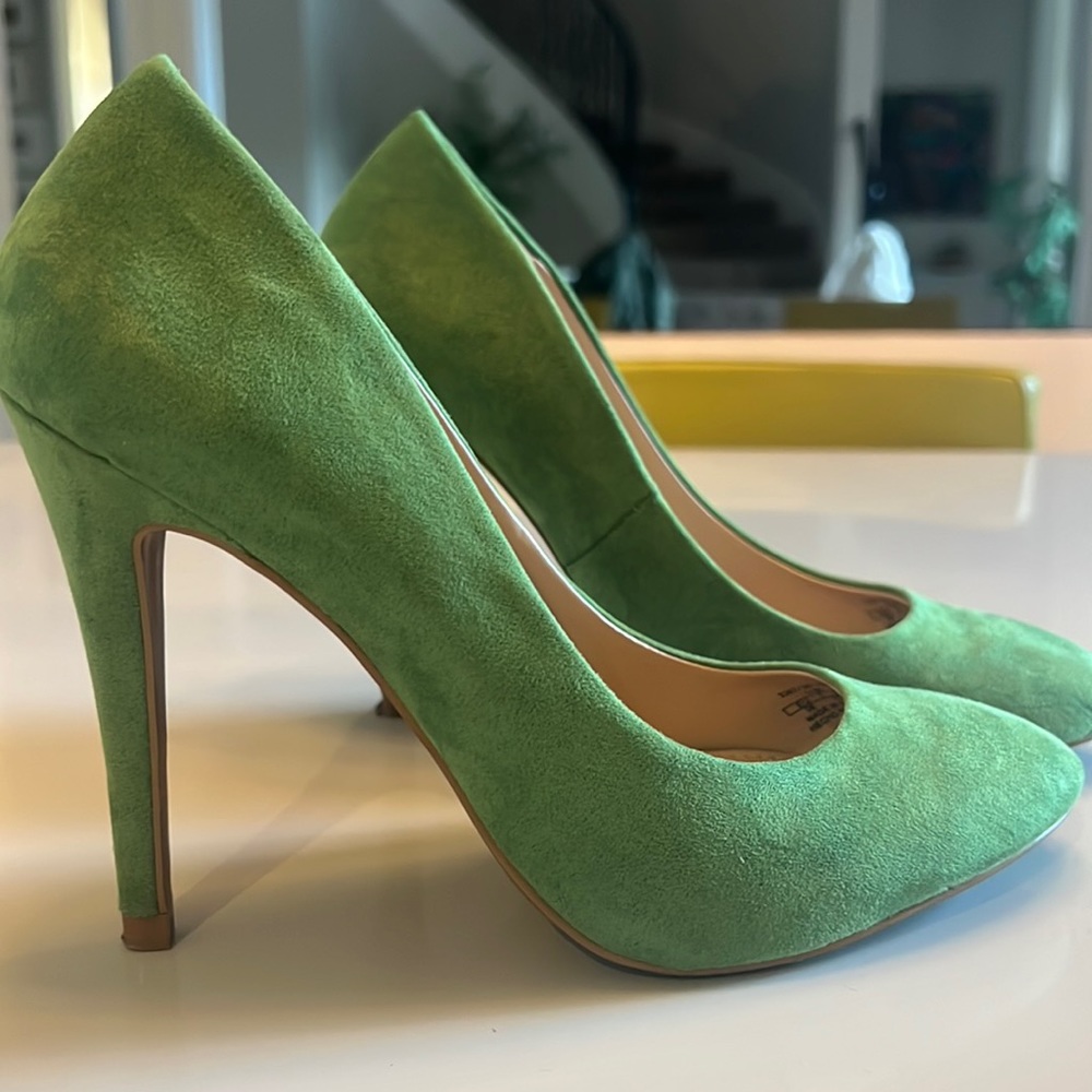 Zara green pumps